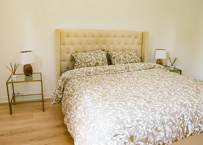 Chez Moon Le Blanc-Mesnil